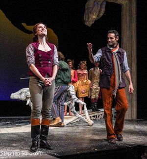 Mara Davi & Jonathan Raviv Photo