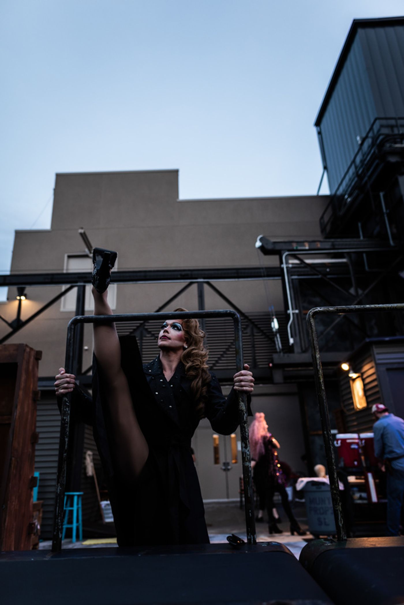 BWW Exclusive: Go Behind The Scenes of KINKY BOOTS at The Muny - Part One!  Image