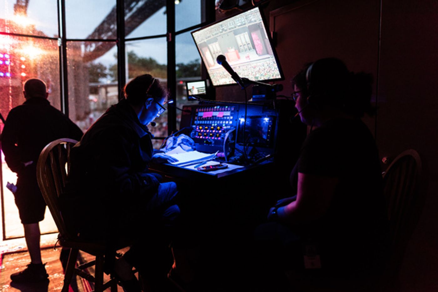 BWW Exclusive: Go Behind The Scenes of KINKY BOOTS at The Muny - Part One!  Image