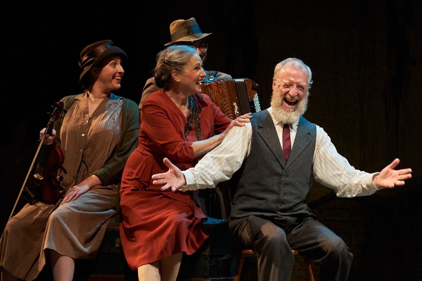 Review: INDECENT Pays Gorgeous Homage to Love, Art  Image