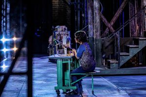 Maggie McDowell @ BroadwayWorld Maggie McDowell Photo