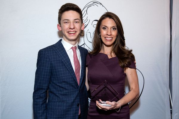 Photos: On the Red Carpet at the 2019 Jimmy Awards! — photo 39 of 58