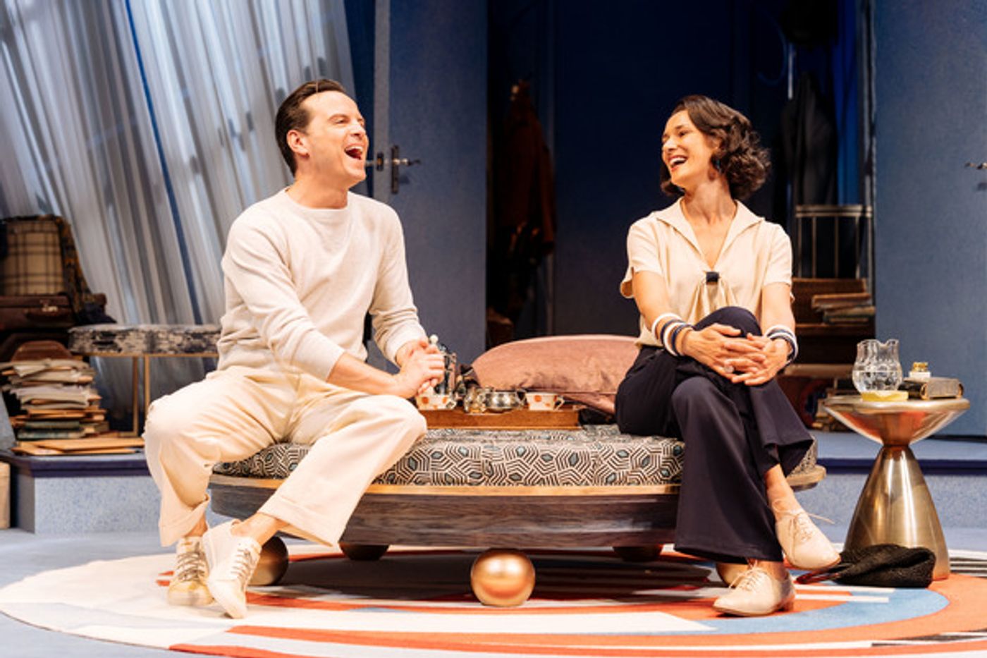 Photo Flash: First Look at Andrew Scott and More in PRESENT LAUGHTER at The Old Vic  Image