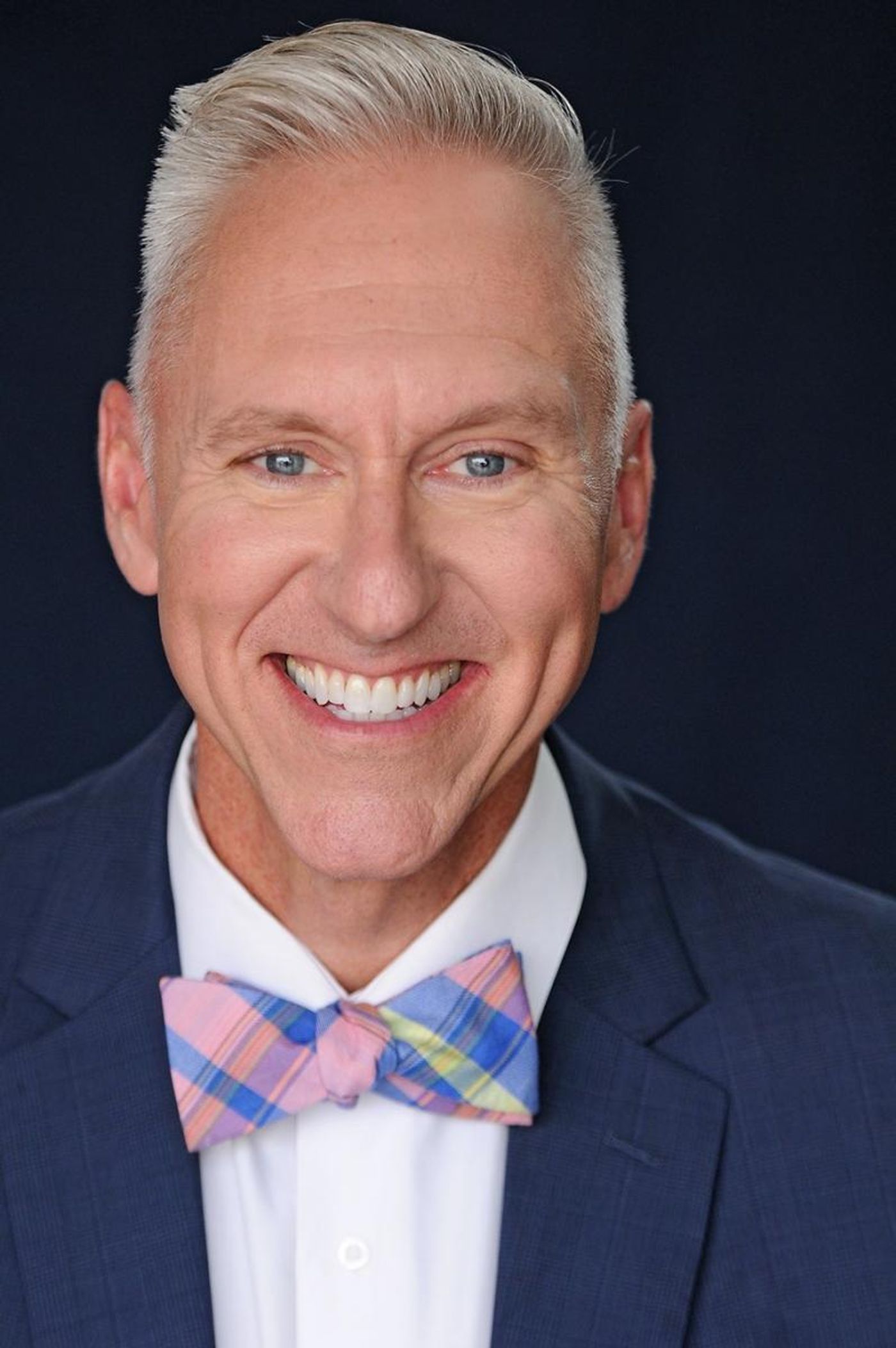 Interview: Michael Patrick Gaffney of THE OLDEST LIVING CATER WAITER at 42nd Street Moon  Image