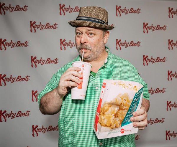 Photo Flash: KINKY BOOTS Celebrates Premiere in Movie Theatres! — photo 3 of 7