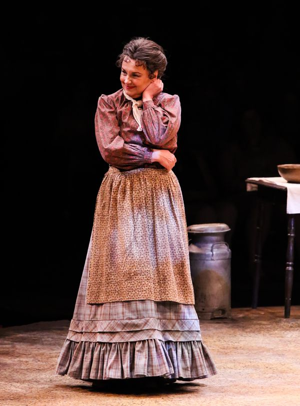 Photo Flash: OKLAHOMA at Broadway Music Circus — photo 3 of 20