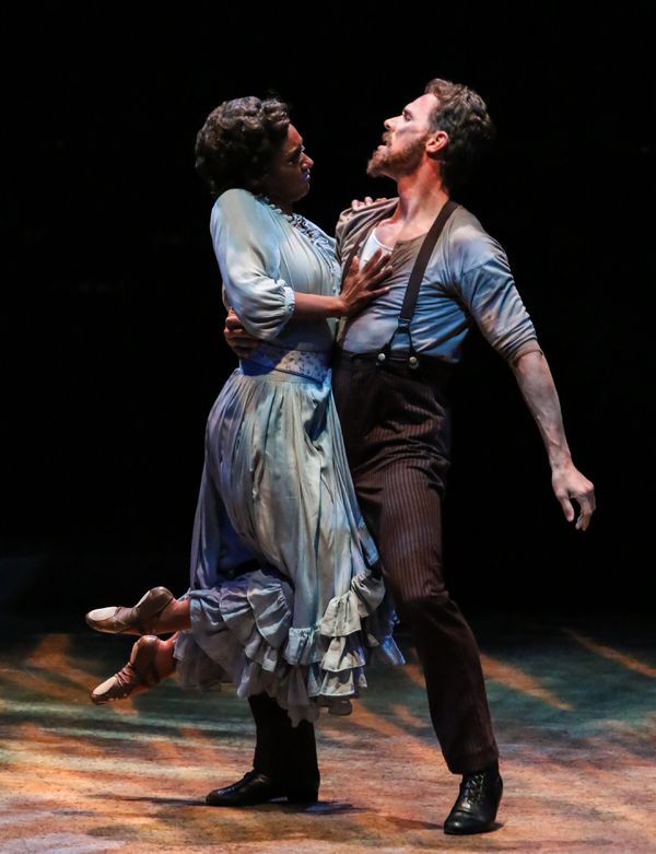 Photo Flash: OKLAHOMA at Broadway Music Circus — photo 13 of 20