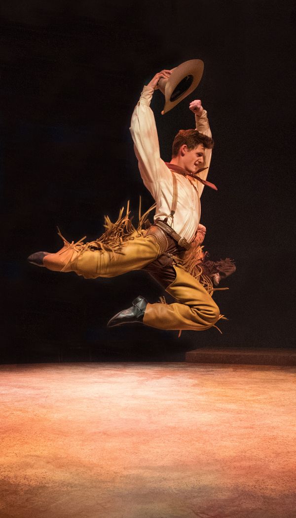 Photo Flash: OKLAHOMA at Broadway Music Circus — photo 15 of 20