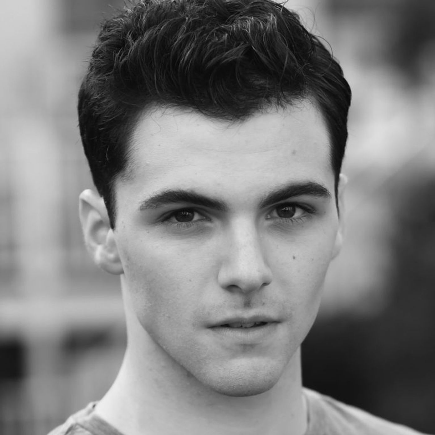 Meet the Current Cast Keeping FROZEN Cool In Summer  Image