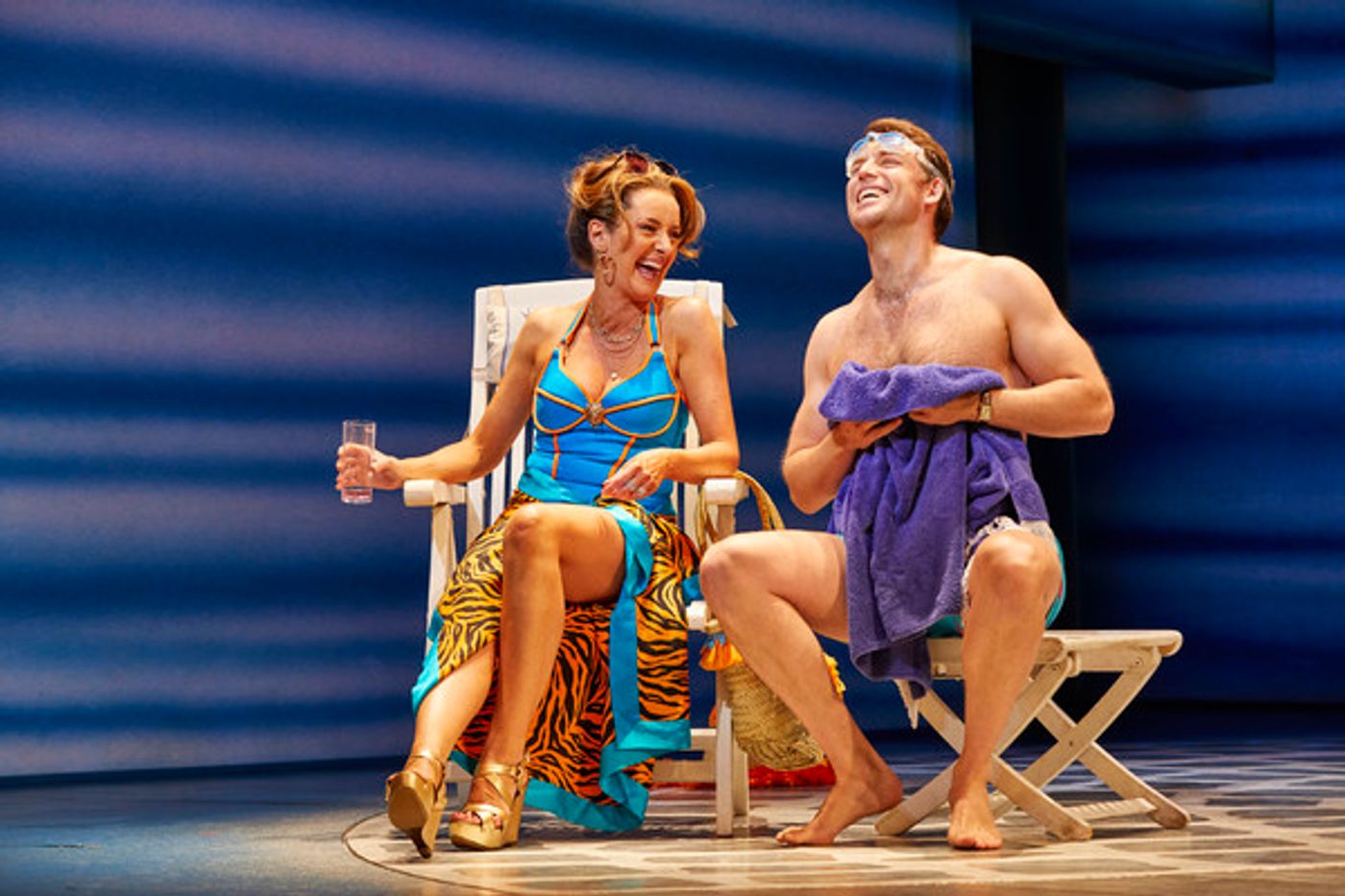 Photo Flash: First Look at the New Cast of MAMMA MIA! at Novello Theatre  Image