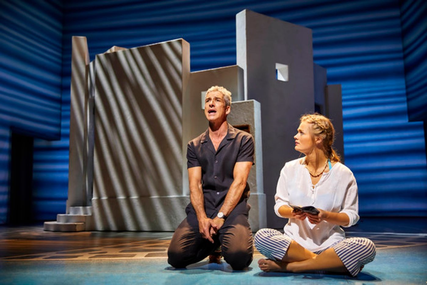 Photo Flash: First Look at the New Cast of MAMMA MIA! at Novello Theatre  Image