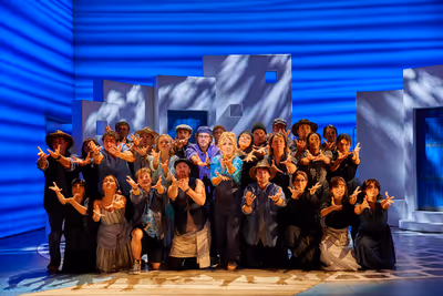 Mazz Murray, and the cast of MAMMA MIA! Photo