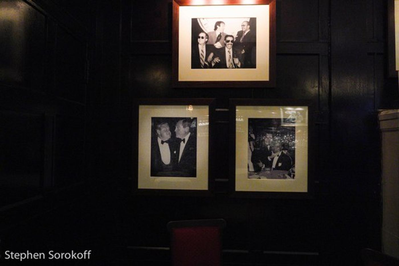 Photo Coverage: Marieann Meringolo Performs at the Friars Club & Joins The Legends On The Walls  Image