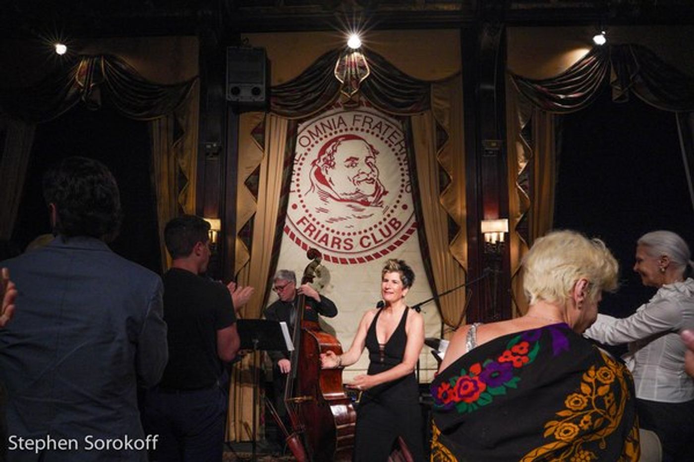 Photo Coverage: Marieann Meringolo Performs at the Friars Club & Joins The Legends On The Walls  Image