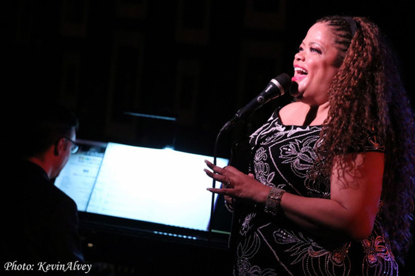 Photo Flash: Broadway at Birdland Welcomes Natalie Douglas  Image