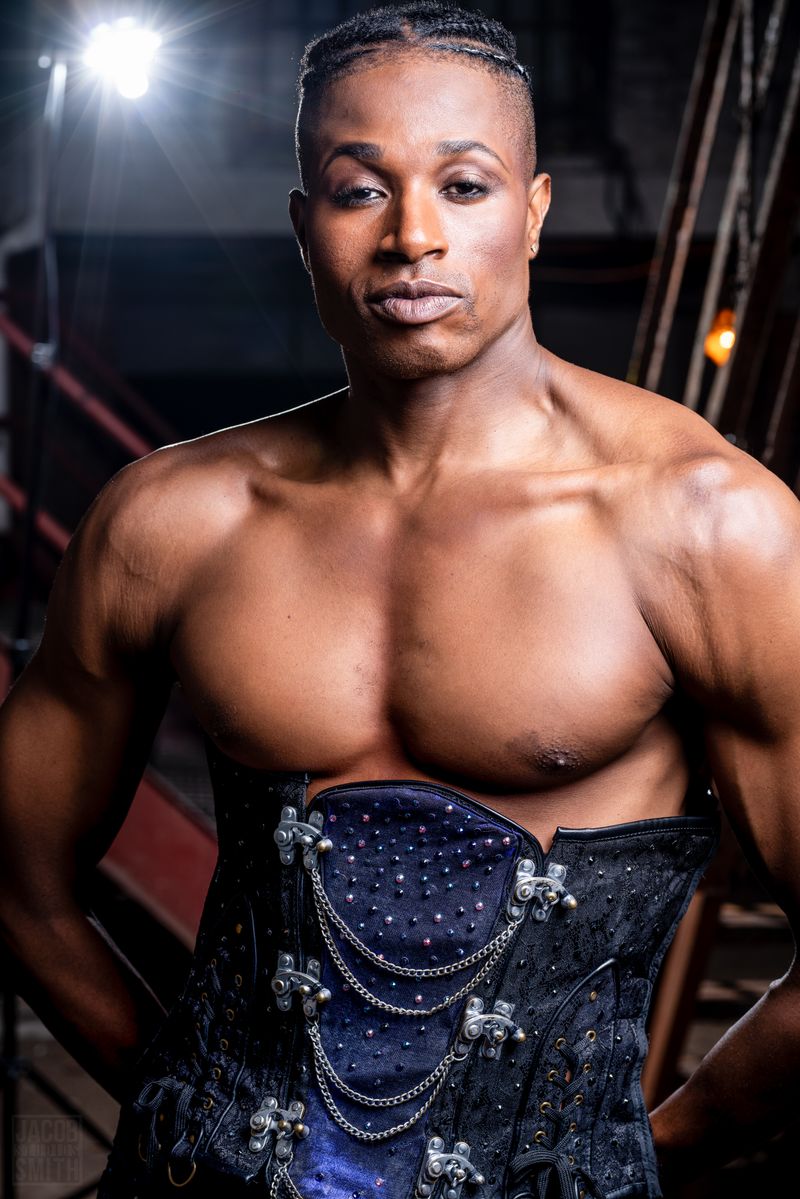 Photo Flash: Broadway Poses for Portraits Backstage at Broadway Bares! — photo 10 of 19