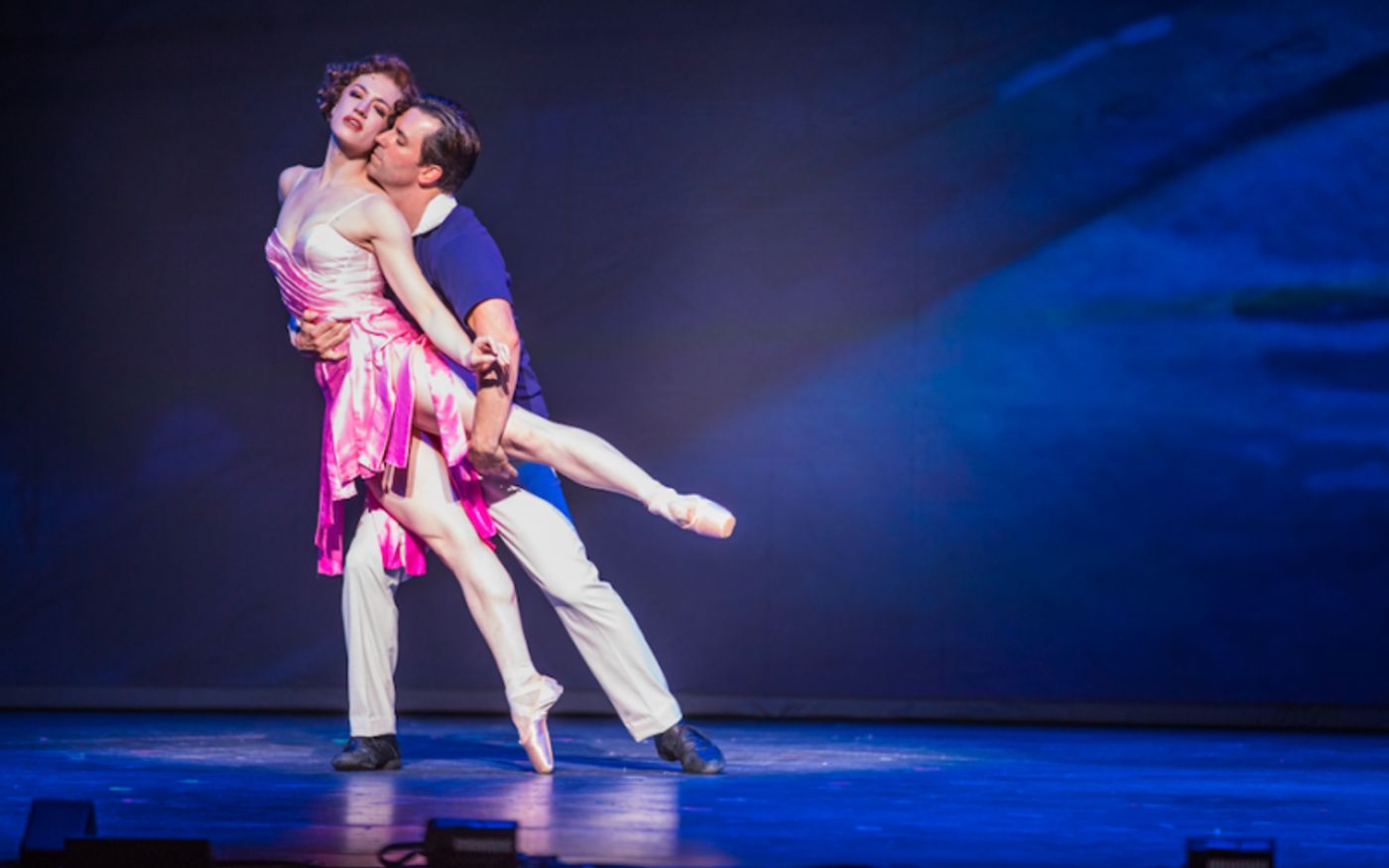 Review: AN AMERICAN IN PARIS at Music Theatre Wichita, Around the World in 14 Days  Image