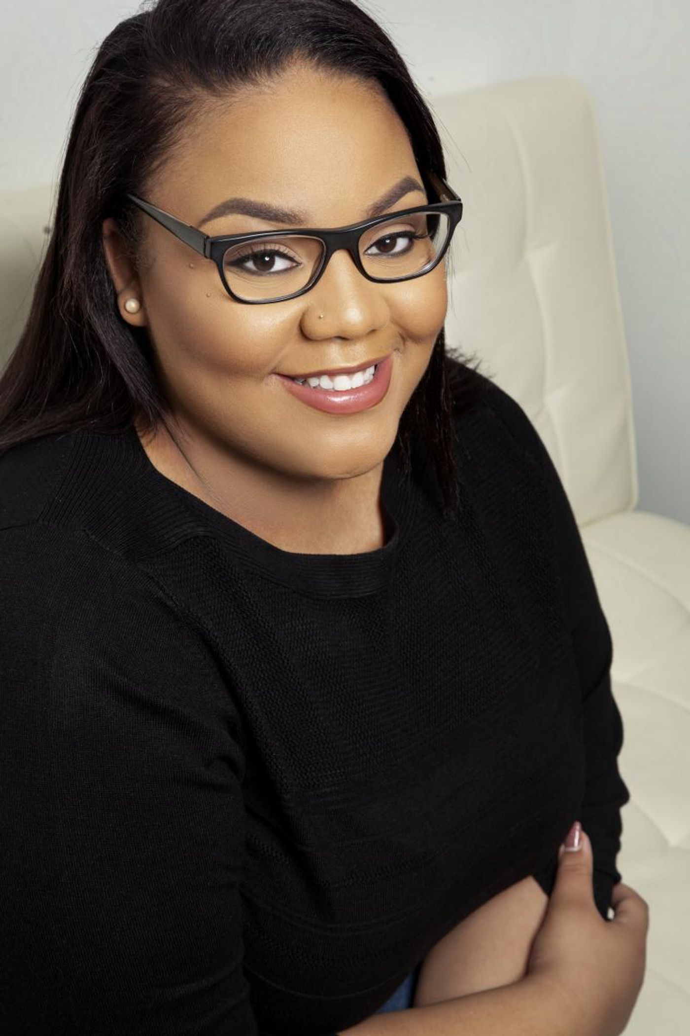 Review: Roxy Regional Theatre's HAIR Will Knock Your Clothes Off, Thanks to Kinzer and Bowie  Image