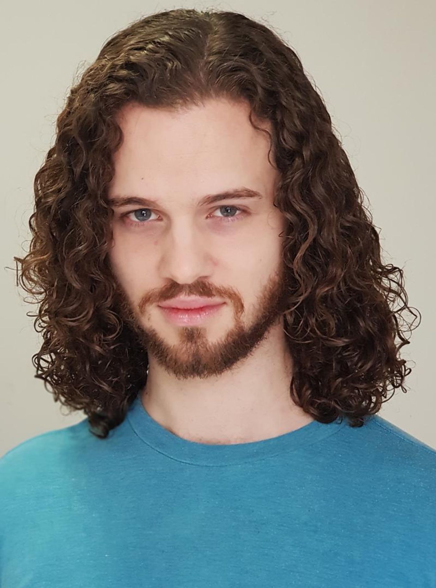 Review: Roxy Regional Theatre's HAIR Will Knock Your Clothes Off, Thanks to Kinzer and Bowie  Image