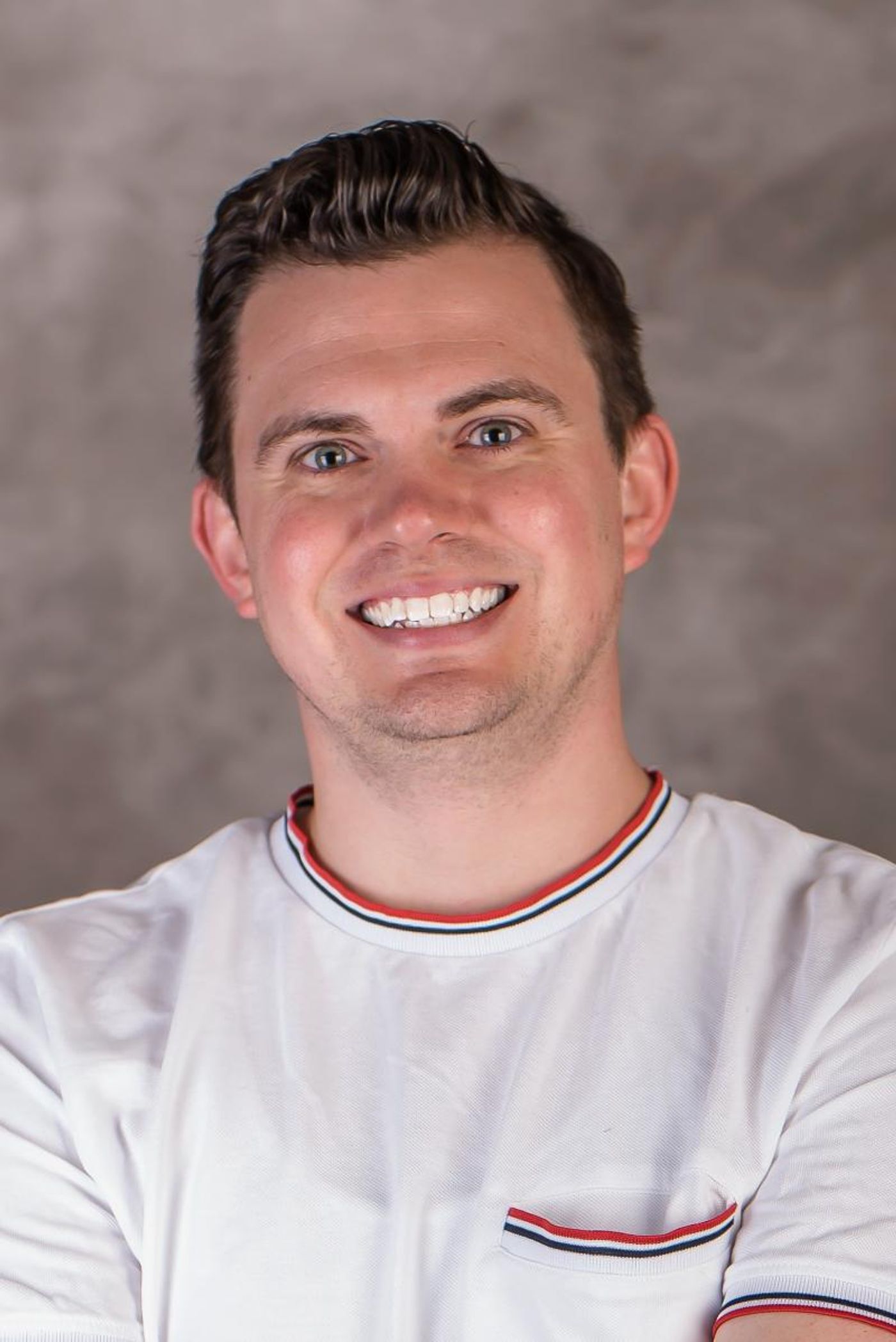 Review: Roxy Regional Theatre's HAIR Will Knock Your Clothes Off, Thanks to Kinzer and Bowie  Image