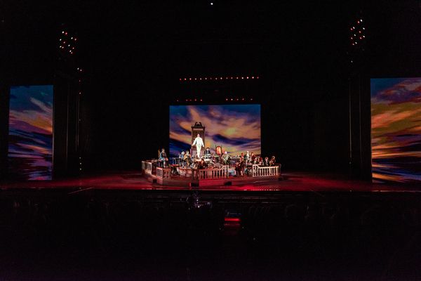 Photo Flash: Bobby Conte Thornton, Ali Ewoldt, Robert Petkoff And More Star In 1776 At The Muny — photo 37 of 51