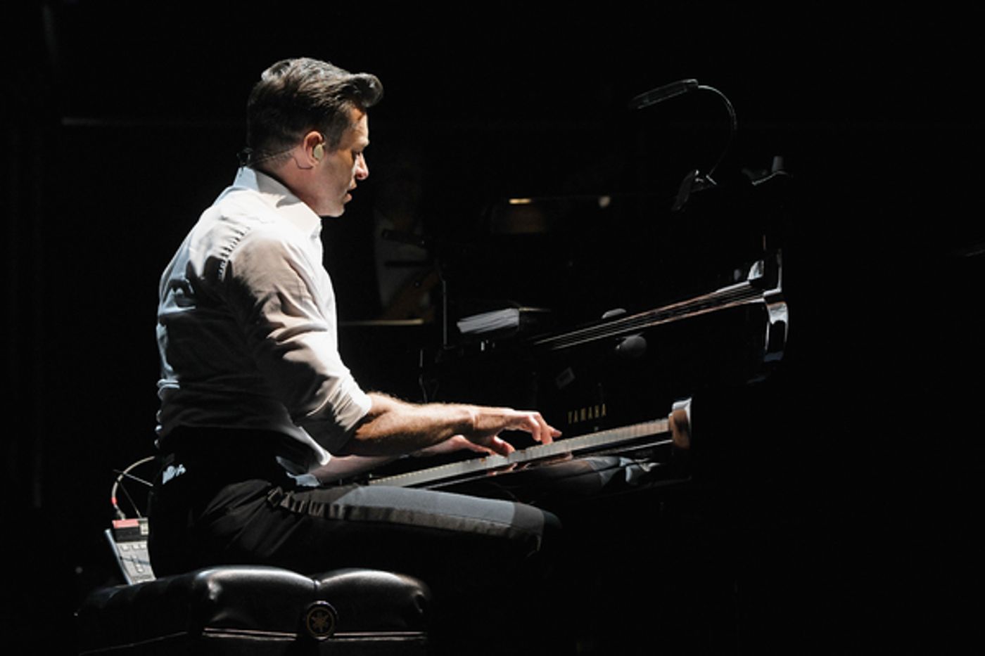 Photo Flash: See the Official Photos from Hugh Jackman's THE MAN. THE MUSIC. THE SHOW.  Image