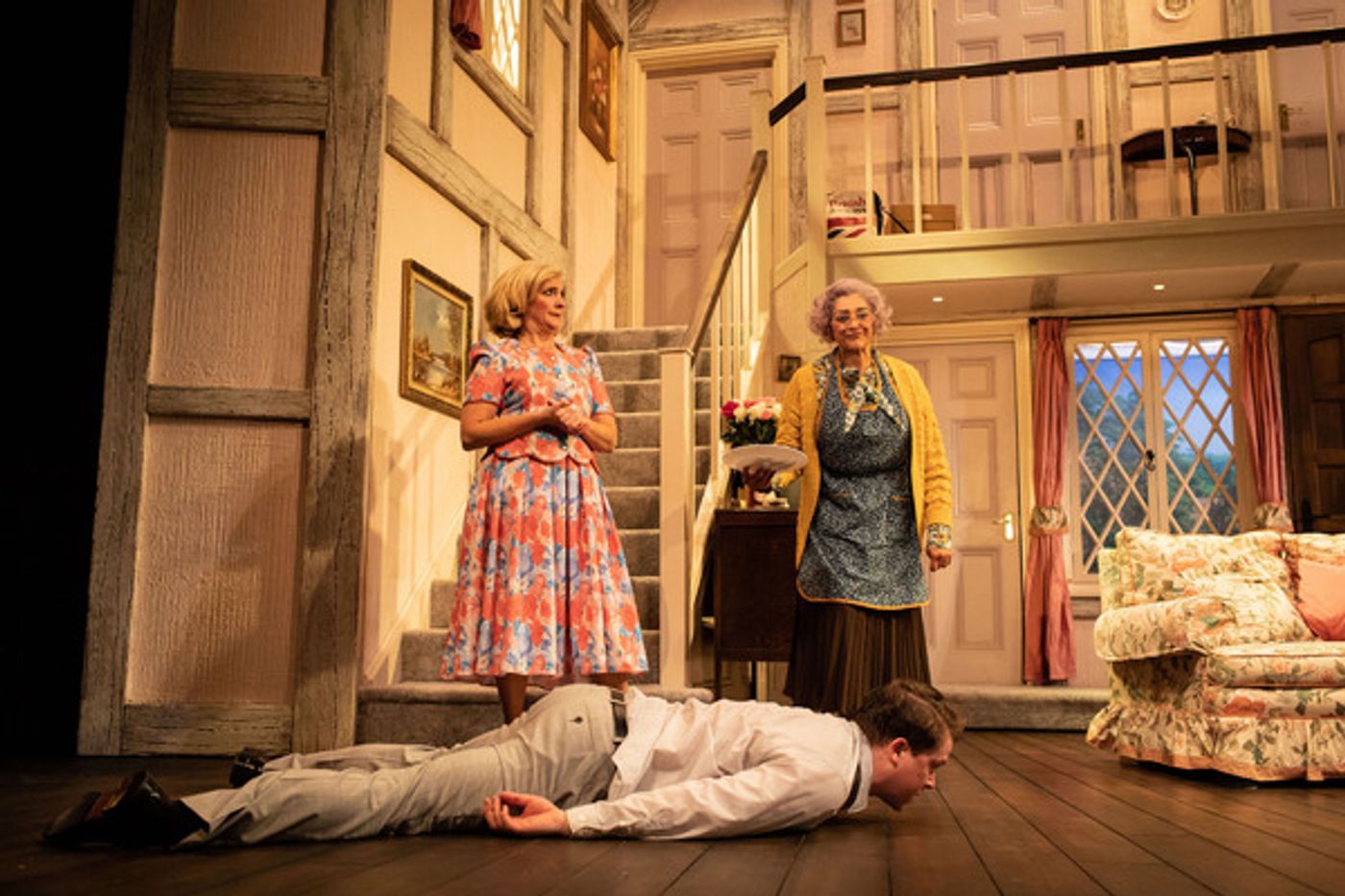 Photo Flash: First Look at NOISES OFF at the Lyric Hammersmith Theatre  Image