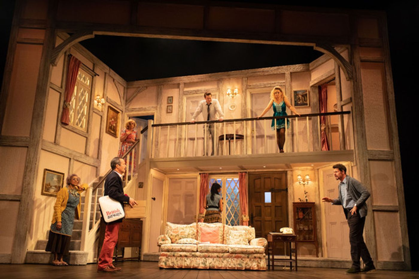 Photo Flash: First Look at NOISES OFF at the Lyric Hammersmith Theatre  Image
