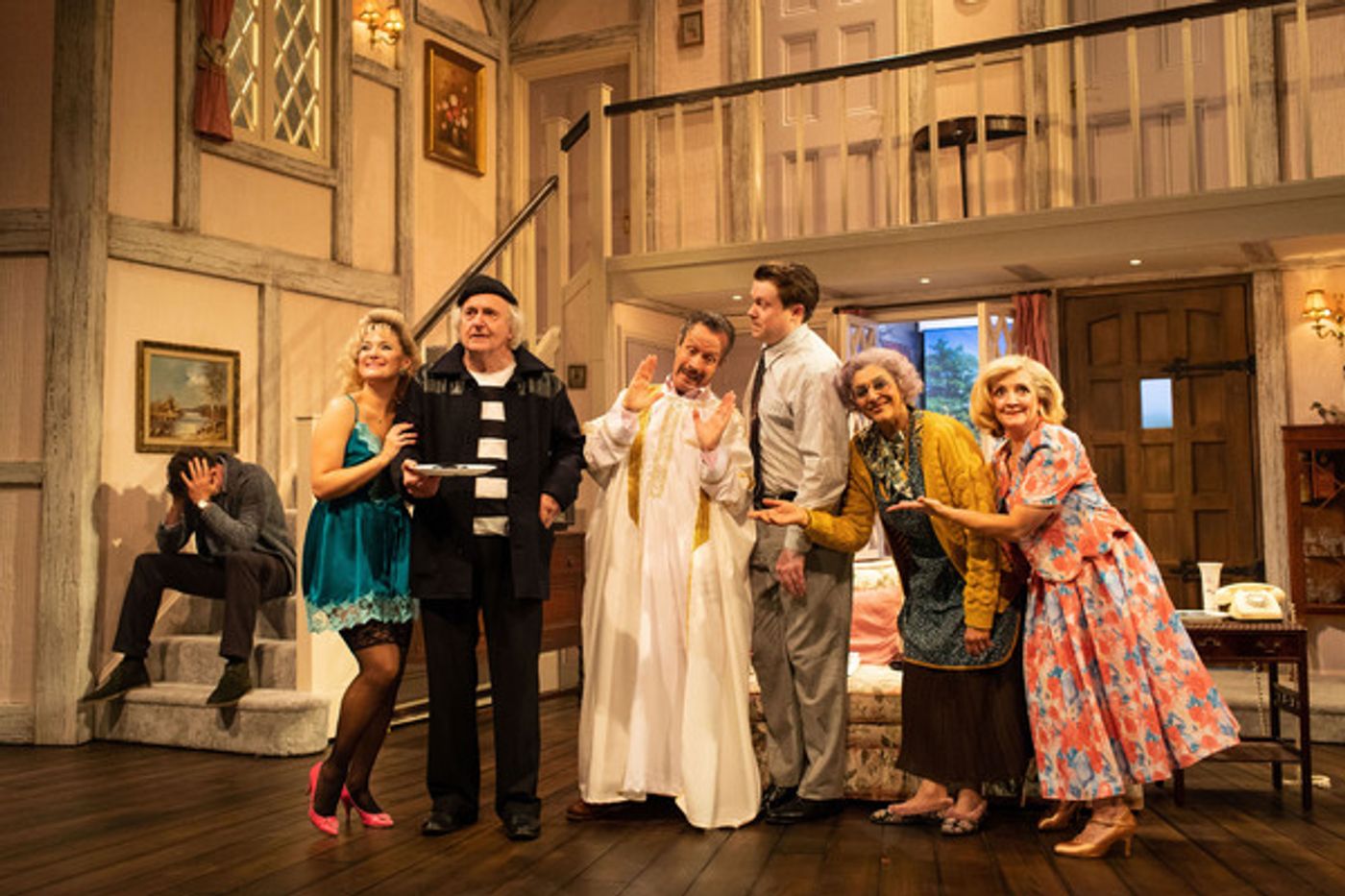 Photo Flash: First Look at NOISES OFF at the Lyric Hammersmith Theatre  Image