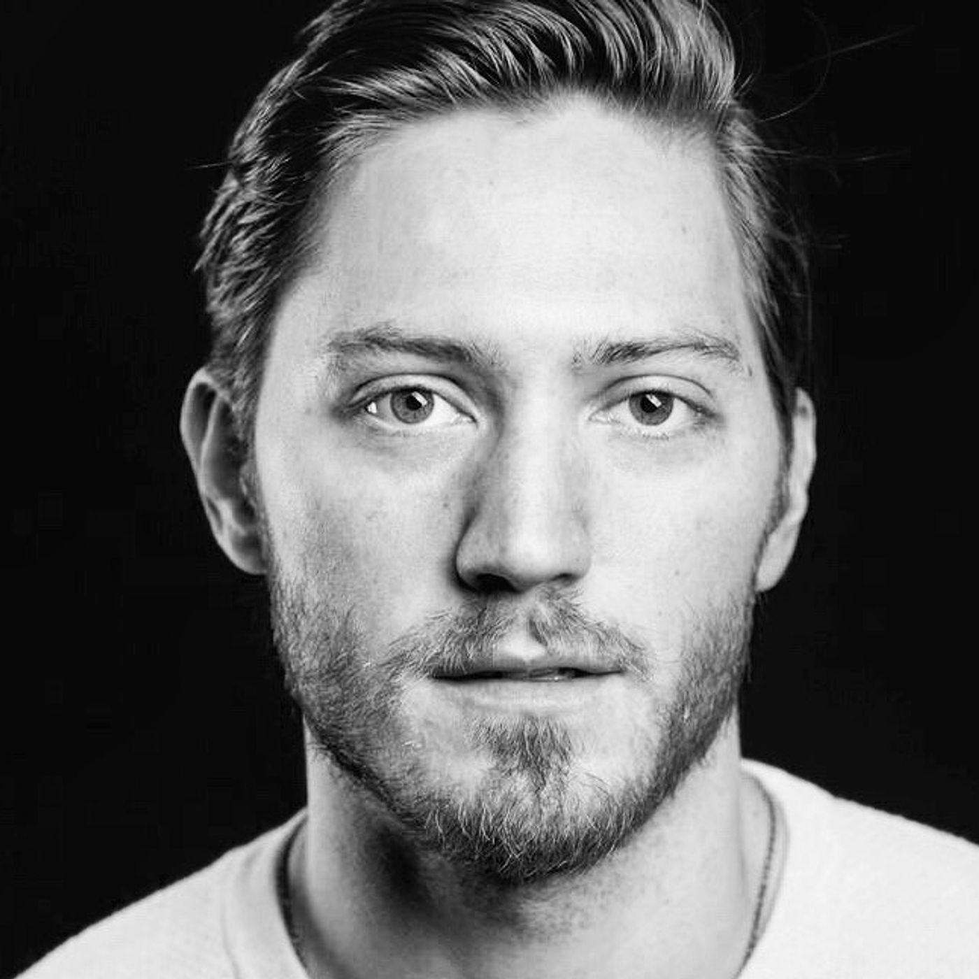 Meet the Current Cast Keeping FROZEN Cool In Summer  Image