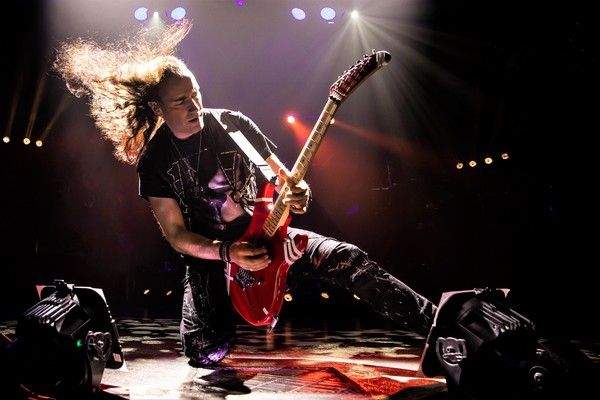 Photos: ROCK OF AGES Brings the Jam Back to the Stage — photo 25 of 27