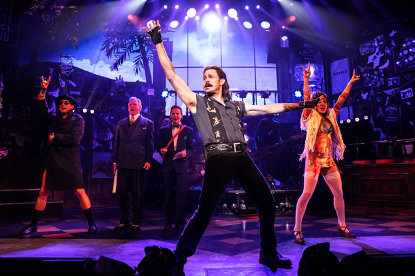 Photo Flash: ROCK OF AGES Brings the Jam Back to the Stage  Image