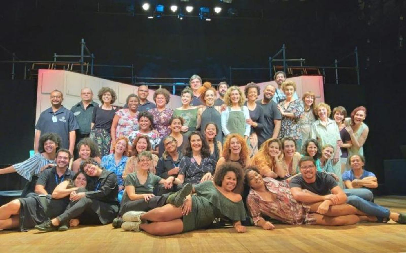 Review: With Direction by Theatre du Soleil's  Ariane Mnouchkine AS COMADRES Opens at Teatro Anchieta for Short Season  Image