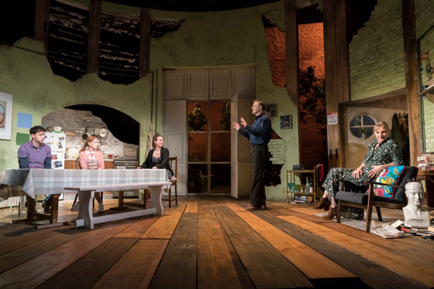 Photo Flash: First Look at Jack Thorne's THE END OF HISTORY... at the Royal Court  Image
