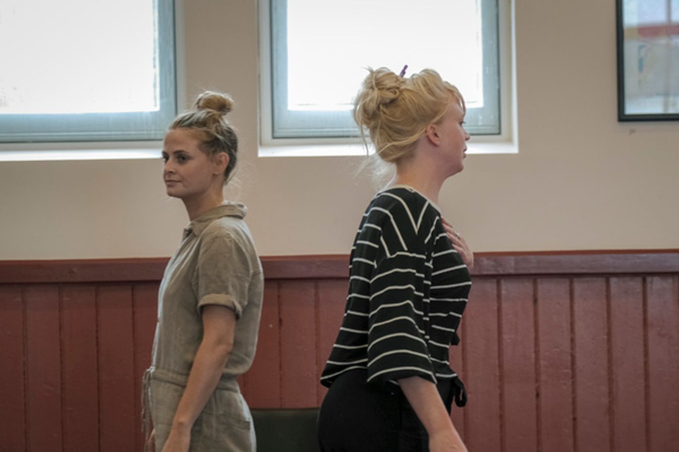 Photo Flash: In Rehearsal With SEASONS GREETING at the Stephen Joseph Theatre  Image