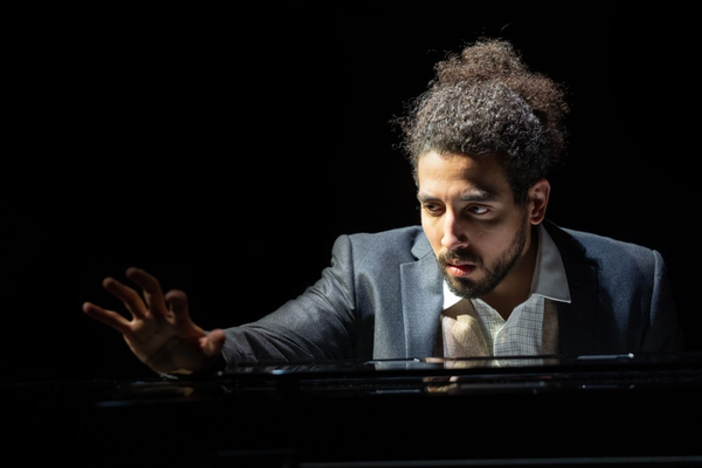 Photo Flash: First Look at DARLING GRENADINE at the Marriott Theatre Photo Flash: First Look at DARLING GRENADINE at the Marriott Theatre Image