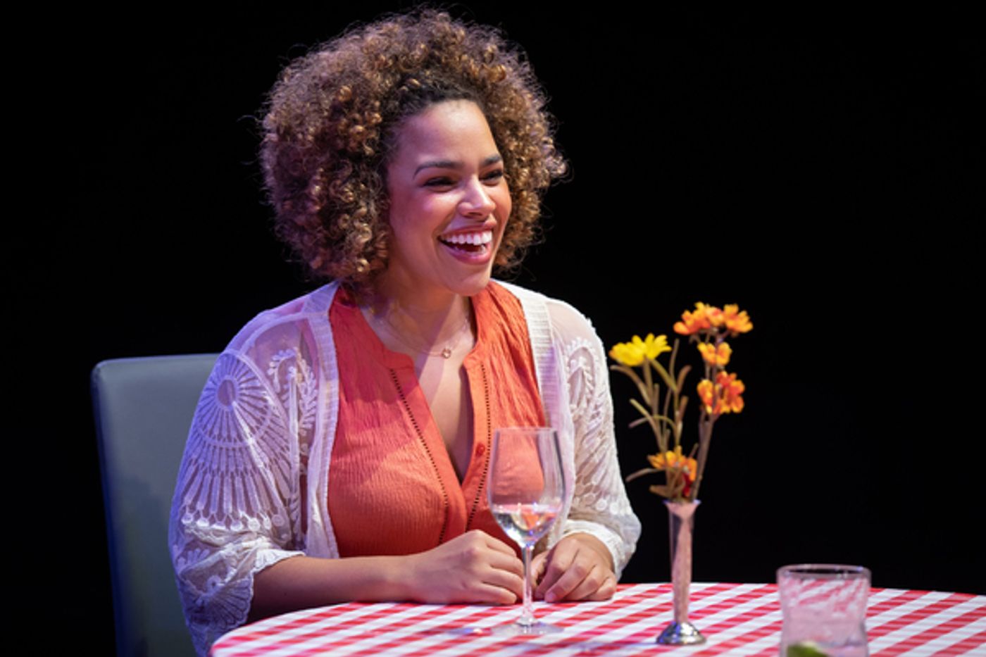 Photo Flash: First Look at DARLING GRENADINE at the Marriott Theatre Photo Flash: First Look at DARLING GRENADINE at the Marriott Theatre Image