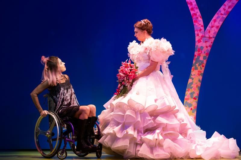 Review: The Brilliant MURIEL'S WEDDING THE MUSICAL Returns For A Bigger And Even Better Sydney Encore Season  Image