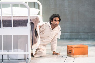 Hiran Abeysekera Photo