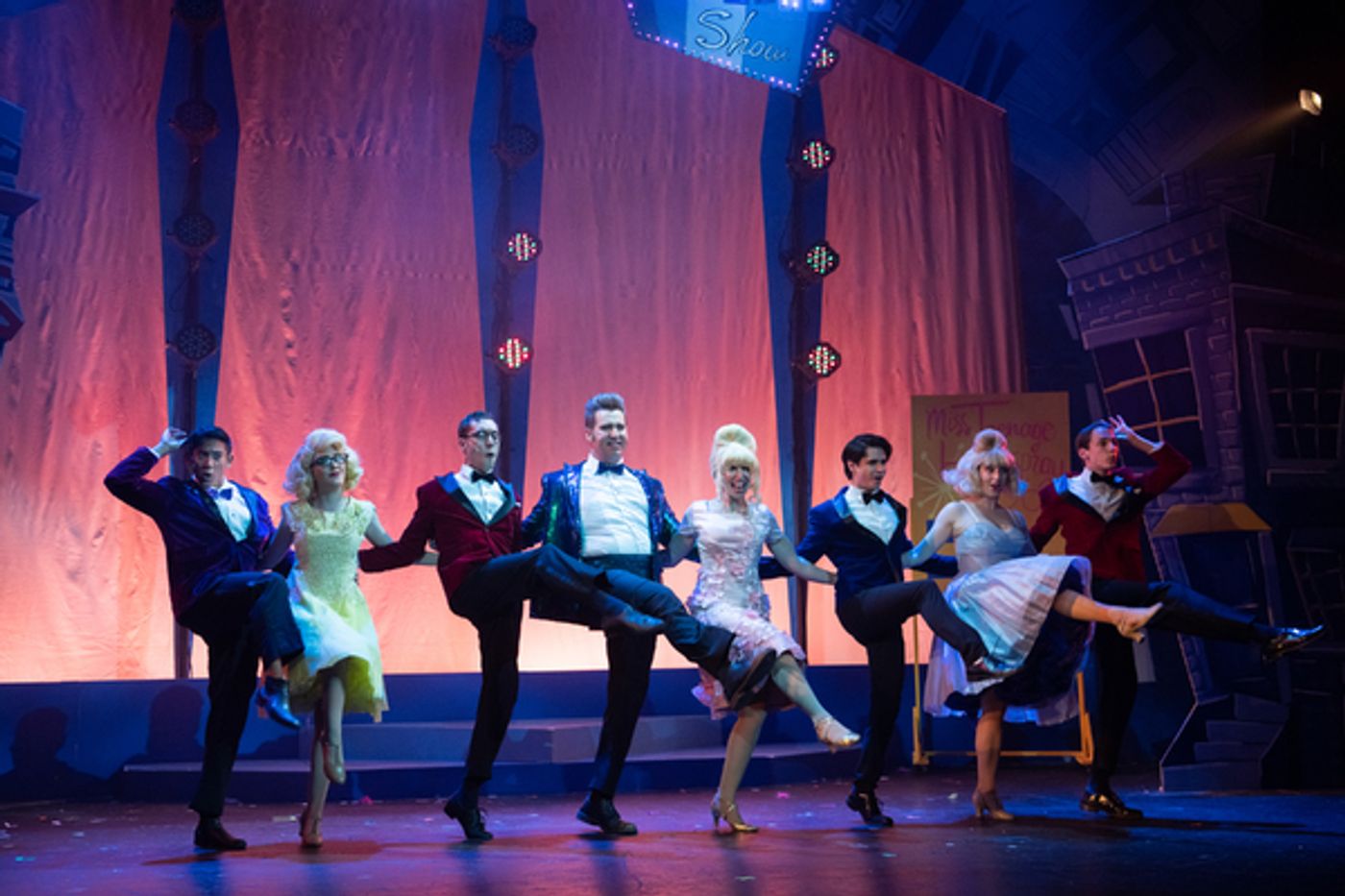 Photo Flash: Bay Area Musicals Welcomes The 60's With HAIRSPRAY!  Image