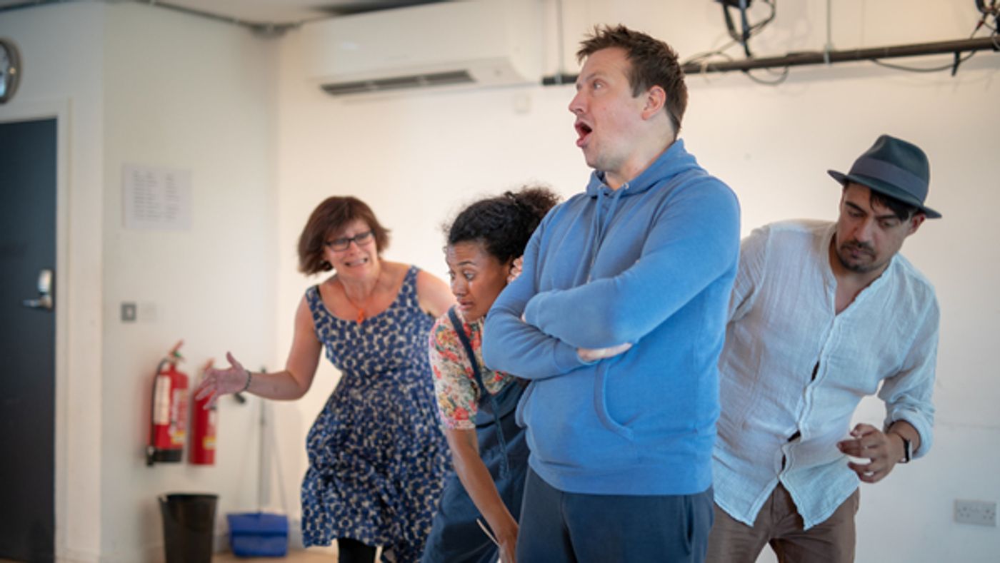 Photo Flash: First Look at WHODUNNIT (UNREHEARSED) at Park Theatre  Image