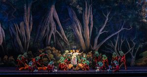 Mikaela Bennett Photo