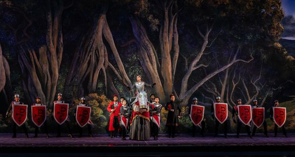 Photo Flash: CINDERELLA Enchants at the Muny — photo 2 of 23