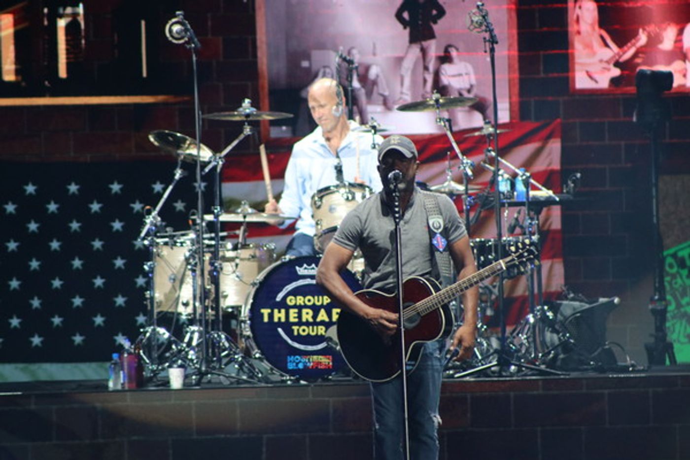 BWW Review and Photo Coverage: HOOTIE AND THE BLOWFISH Group Therapy Tour  Image
