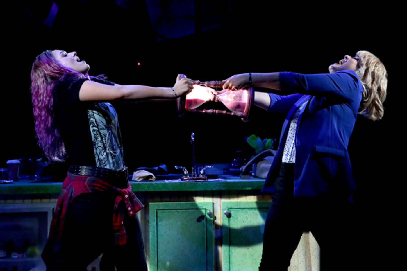 Photo Flash: North Shore Music Theatre Presents Disney's FREAKY FRIDAY  Image