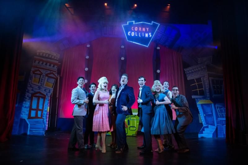Review: HAIRSPRAY DAZZLES AND DELIGHTS NOW THRU AUGUST 11 at Victoria Theatre Image