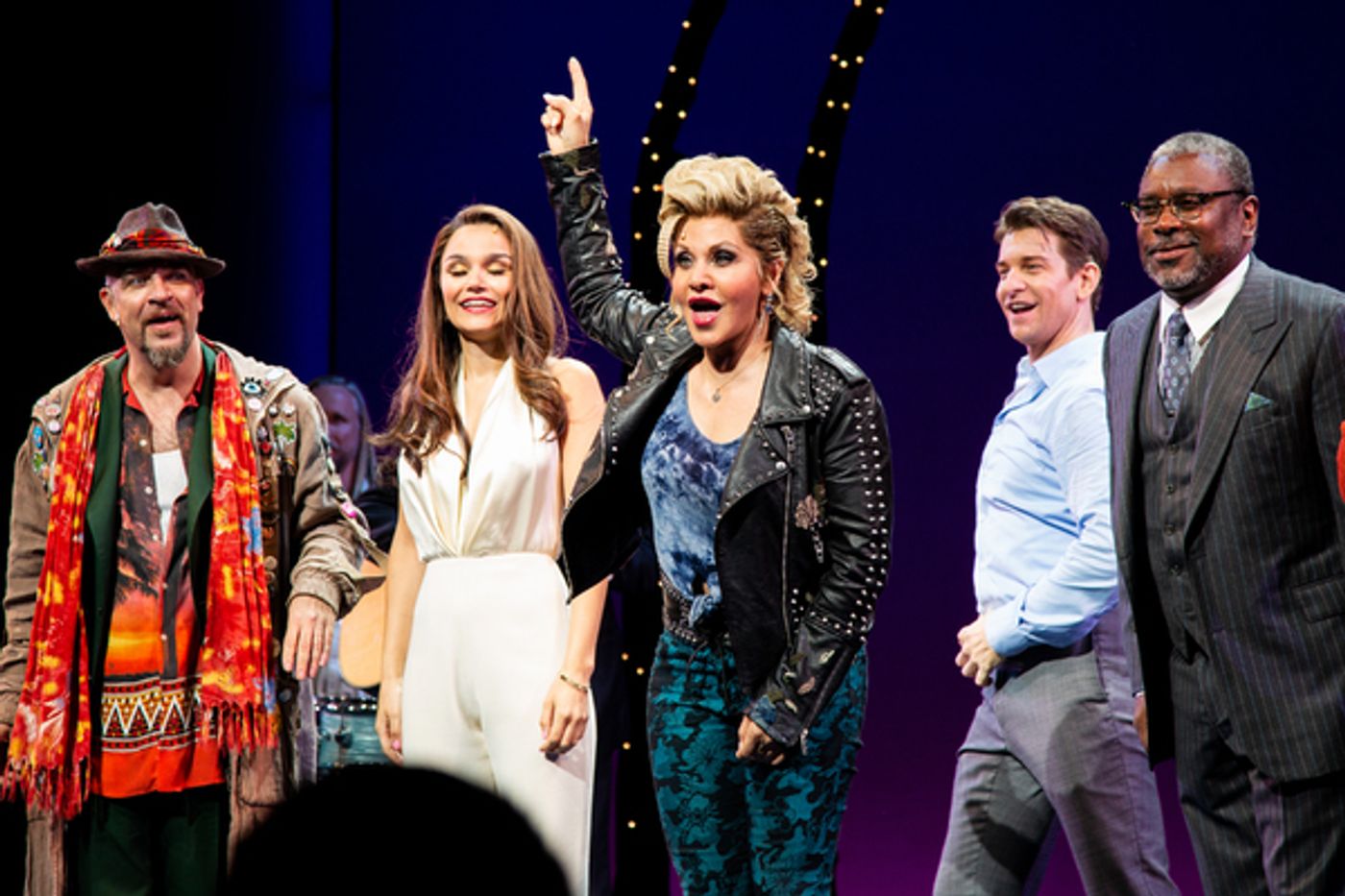 Photo Coverage: Roy Orbison's Sons Perform 'Oh, Pretty Woman' With the Cast of PRETTY WOMAN  Image