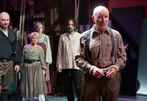 Turner Frankosky, Janellen Steininger, Liza Seneca, George Villas and Steve Hofvendahl @ BroadwayWorld Turner Frankosky, Janellen Steininger, Liza Seneca, George Villas and Steve Hofvendah Photo