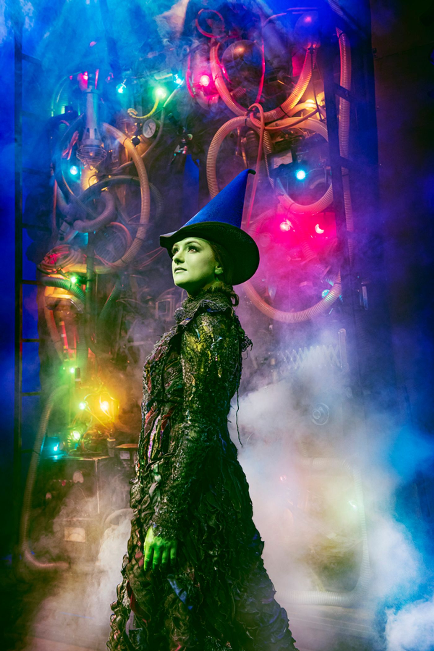 Photo Flash: First Look at Nikki Bentley, Helen Woolf, Alistair Brammer and the New Cast of WICKED  Image