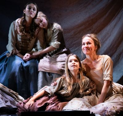 Maddie Shea Baldwin, Caitlin Cohn, Noelle Hogan and Jennifer Blood  Photo